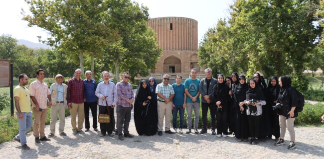 جاده مواصلاتی نامناسب یکی از مهمترین موانع توسعه شهرستان کلات