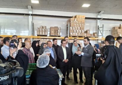 بازدید اصحاب رسانه از شهرک صنعتی چناران؛ نگاهی به پیشرانان اقتصاد در دوران بحران