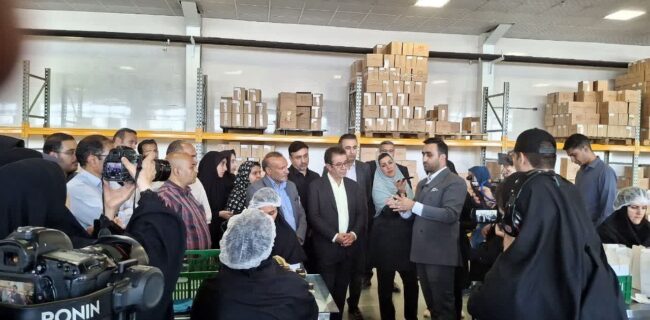 بازدید اصحاب رسانه از شهرک صنعتی چناران؛ نگاهی به پیشرانان اقتصاد در دوران بحران